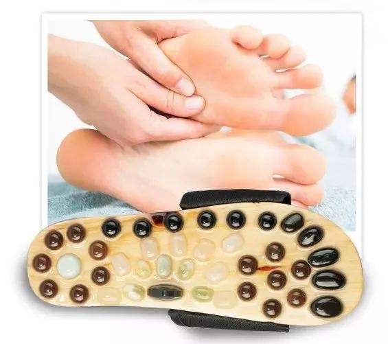 砭石按摩拖鞋的功效大曝光！看完嚇一跳！